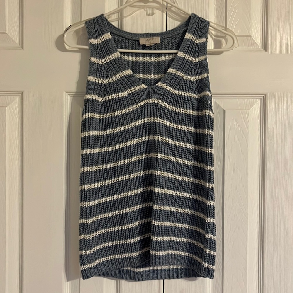 Loft Outlet blue sweater tank size medium petite
